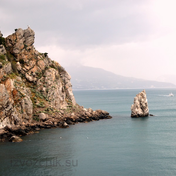 izvozchik.su, Воронцовский дворец в Алупке, как доехать в Алупку, такси межгород в Алупке