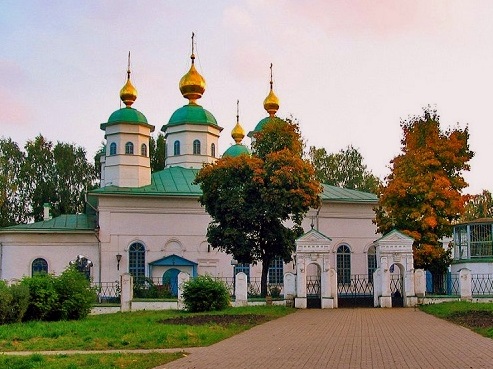 Такси минивен из Москвы в Череповец недорого