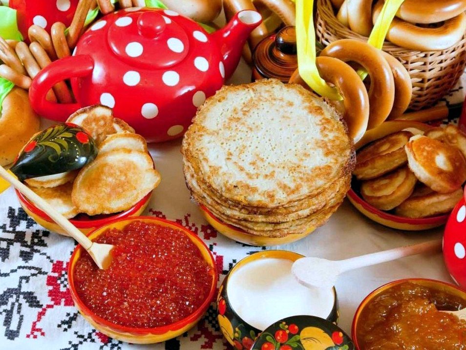 отпразновать масленицу